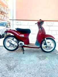 SCARABEO  50cc  ben conservato LIBRETTO PICCOLO
