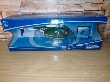 Elicottero 'New Ray - NH 500 "Corpo Forestale