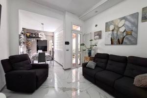 Appartamento di 130 m² con più di 5 locali a Prato