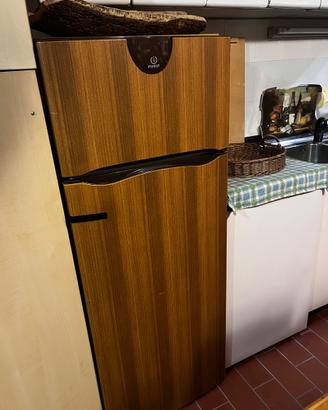 FRIGORIFERO INDESIT R24T