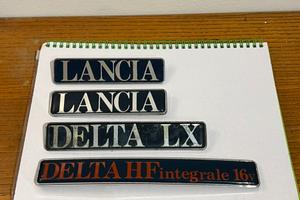 Targhette fregi scritte posteriori Lancia Delta