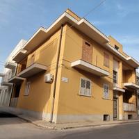 Palazzo bifamiliare via ariosto / minghetti