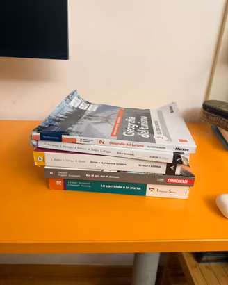 Libri 4 superiore turistico