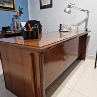 Scrivania Professionale In Legno Massello