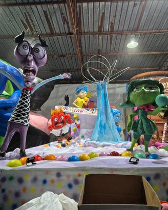 Carro allegorico INSIDE OUT