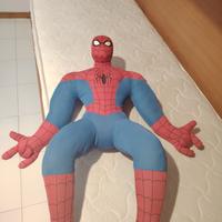 pupazzo di spiderman 