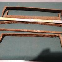 Morsetti per trave di costruzione vecchio in ferro