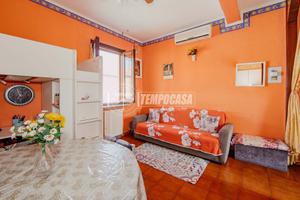 COMODO BILOCALE CON BASSE SPESE CONDOMINIALI