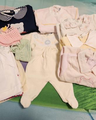 SET vestiti neonata. LOTTO 11