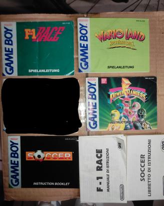 Cassette e libricini Game Boy