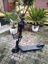 monopattino ninebot segway e2 pro