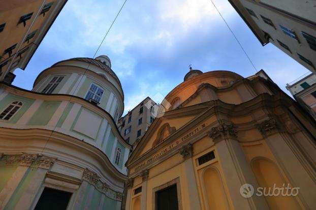 3 LOCALI A GENOVA