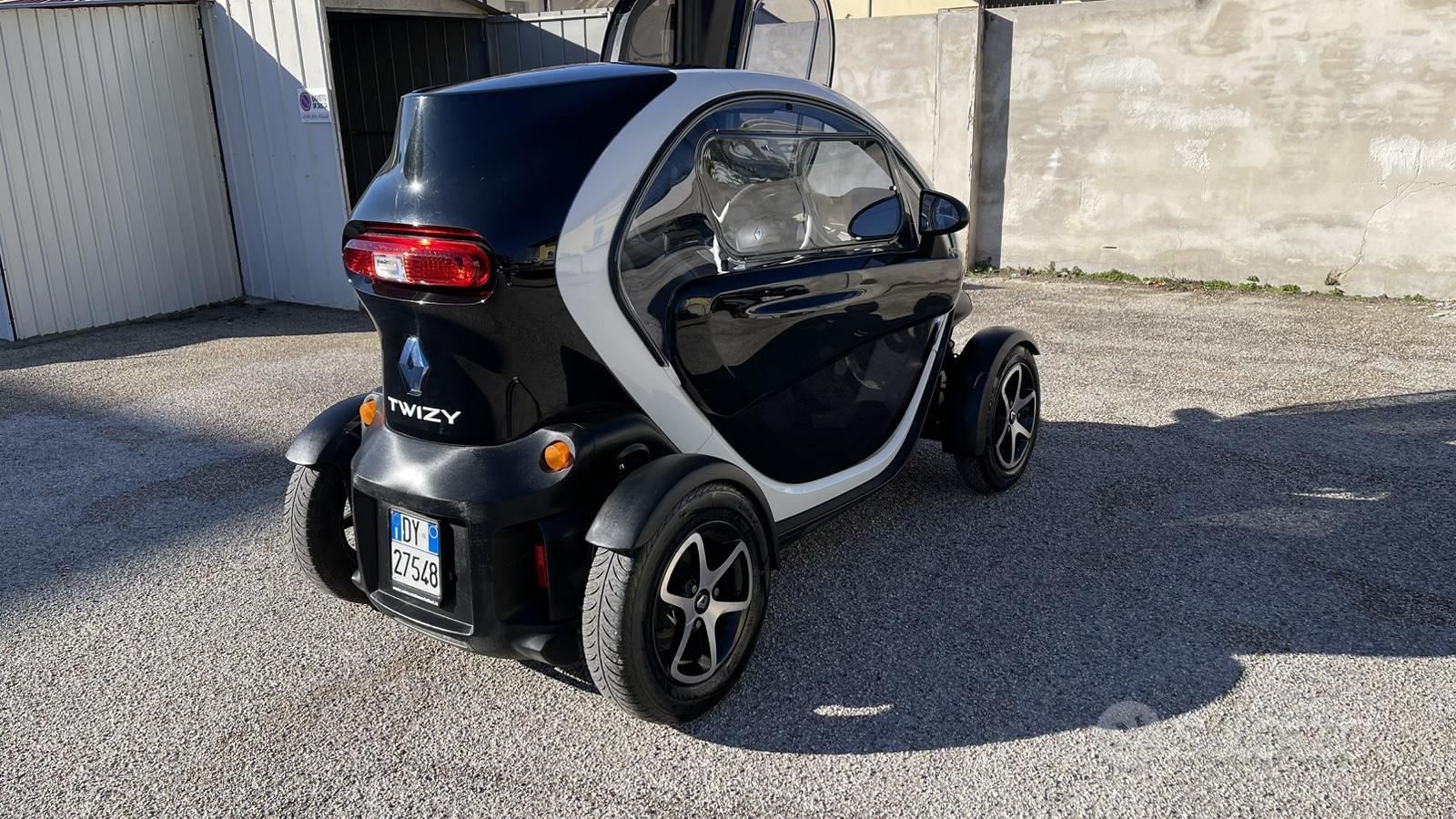 Renault Twizy 2013 photo 2