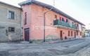 porzione-di-casa-da-ristrutturare-con-box-senza-s