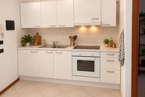 MONOLOCALE con BALCONE