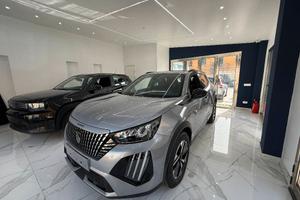 Peugeot 2008 PEUGEOUT 2008 1.2 hybrid Allure 145cv