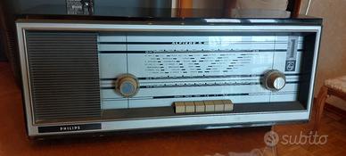 Radio valvolare Philips Alfiere 5 (modello 440BA)