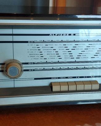 Radio valvolare Philips Alfiere 5 (modello 440BA)