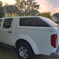 Hard Top con vetri copertura cassone Nissan Navara