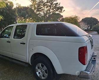 Hard Top con vetri copertura cassone Nissan Navara