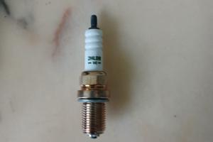 Candele 4 punte lodge per auto d’epoca