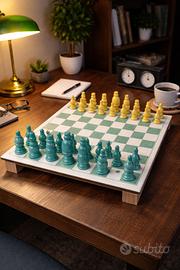 Scacchiera vintage in ceramica smaltata bicolore