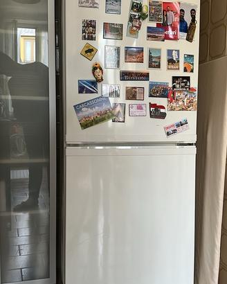 Frigorifero, libera istallazione, con vano freezer