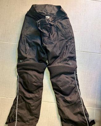 Pantaloni, giubotto, guanti invernali ed estivi