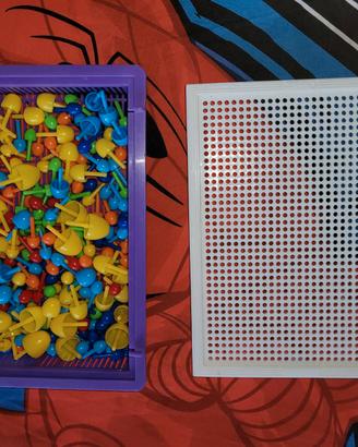 gioco chiodini con valigetta - Montessori