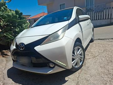  Toyota Aygo pochi KM