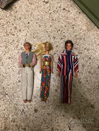 Due Ken e una barbie, tutto anni 60