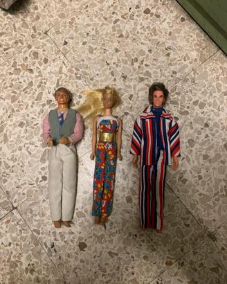 Due Ken e una barbie, tutto anni 60