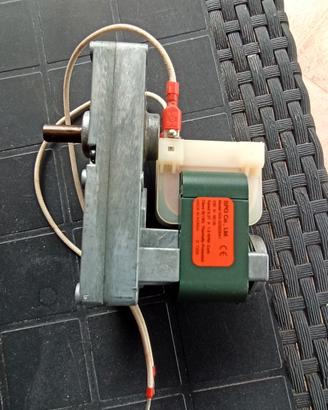 motoriduttore e braciere per stufa a pellet DZ 