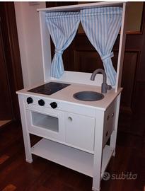 Cucina ikea gioco con lavello bimba