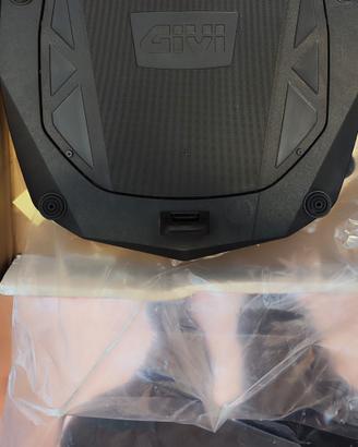   Per  BMW R1150RT Piastra per top case GIVI  