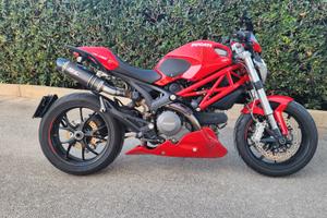 Ducati Monster 796 Plus