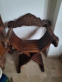 Sedia in legno simile Savonarola