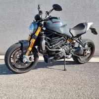 Ducati Monster 1200 S 2017–10.300 km – Termignoni