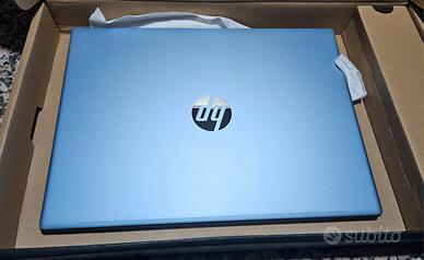 Pc Portatile HP Core Ultra 7, 1TB SSD, 16 GB, 2K