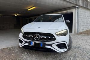 GLA 200d 150cv amg premium plus