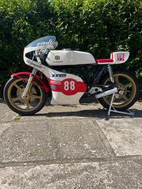 Yamaha RD 400 due tempi aria 1977