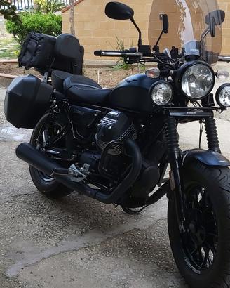 Moto Guzzi bobber V9 - 2019