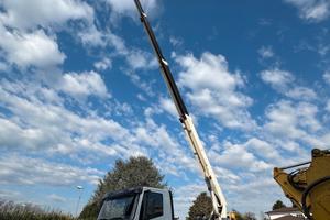 SO.CA.GE. 25 m + JIB su IVECO