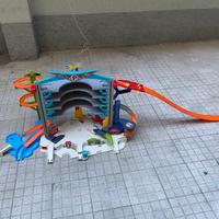 Hot Wheels Mega Garage CMP80