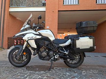Benelli TRK 502 ABS