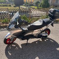 Scooter Gilera Nexus 500