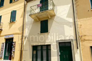 Terratetto a San Leo