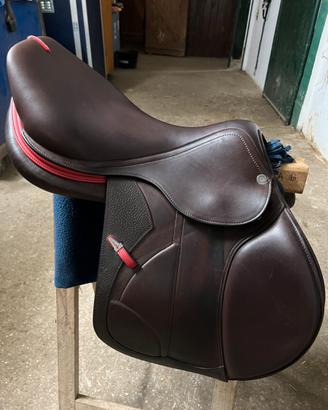 Sella Equipe carbonio nuova