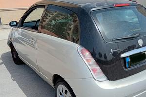 Lancia Ypsilon 1.3 Multijet 