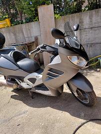 Moto scooter Spidermax 500 gt 